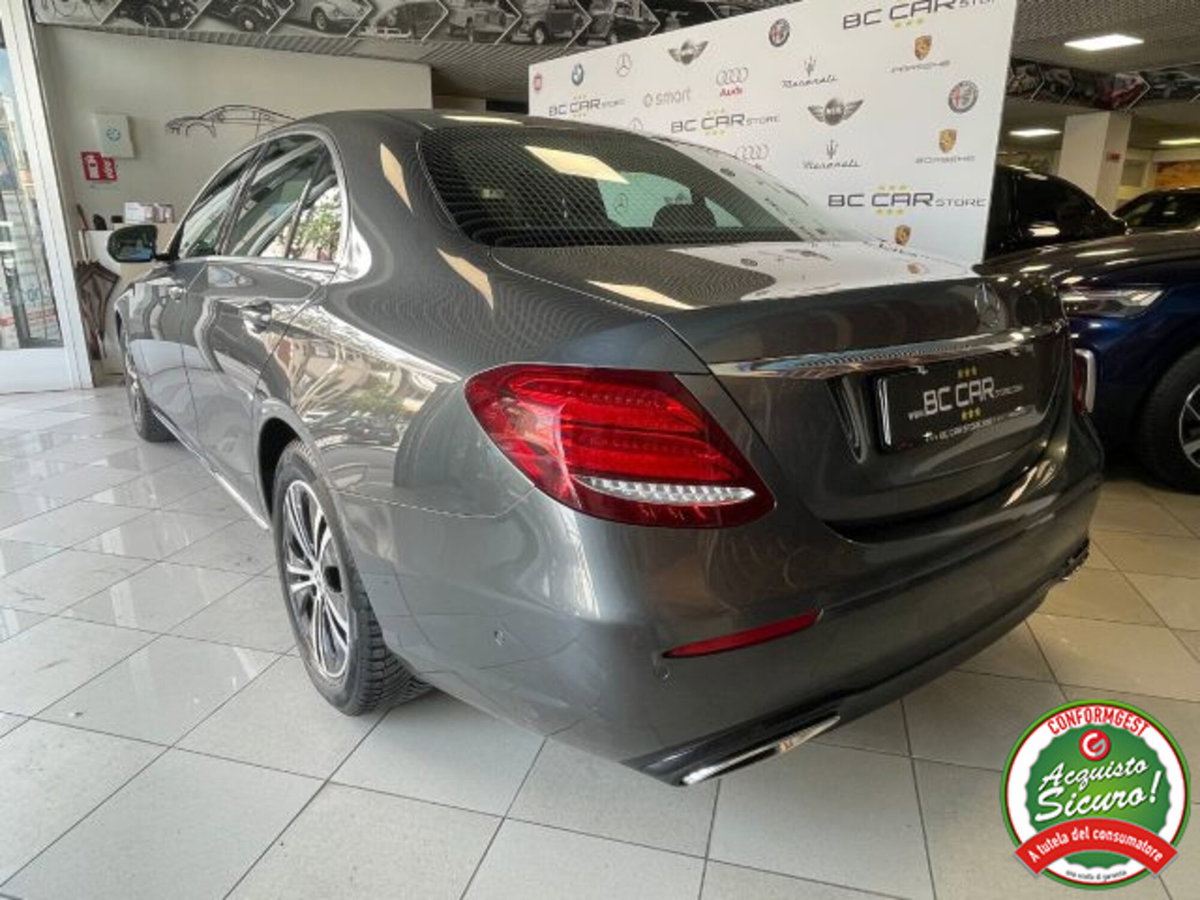 Mercedes-Benz Classe E 200 d Auto Premium (6)