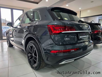 Audi Q5 2.0 TDI 163 CV quattro S tronic Business (6)