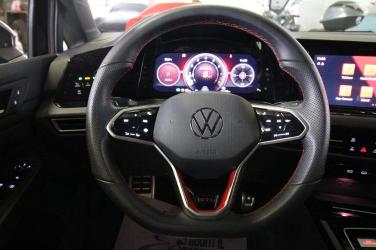 Volkswagen Golf 2.0 tsi GTI MT Ultimate 245cv (13)