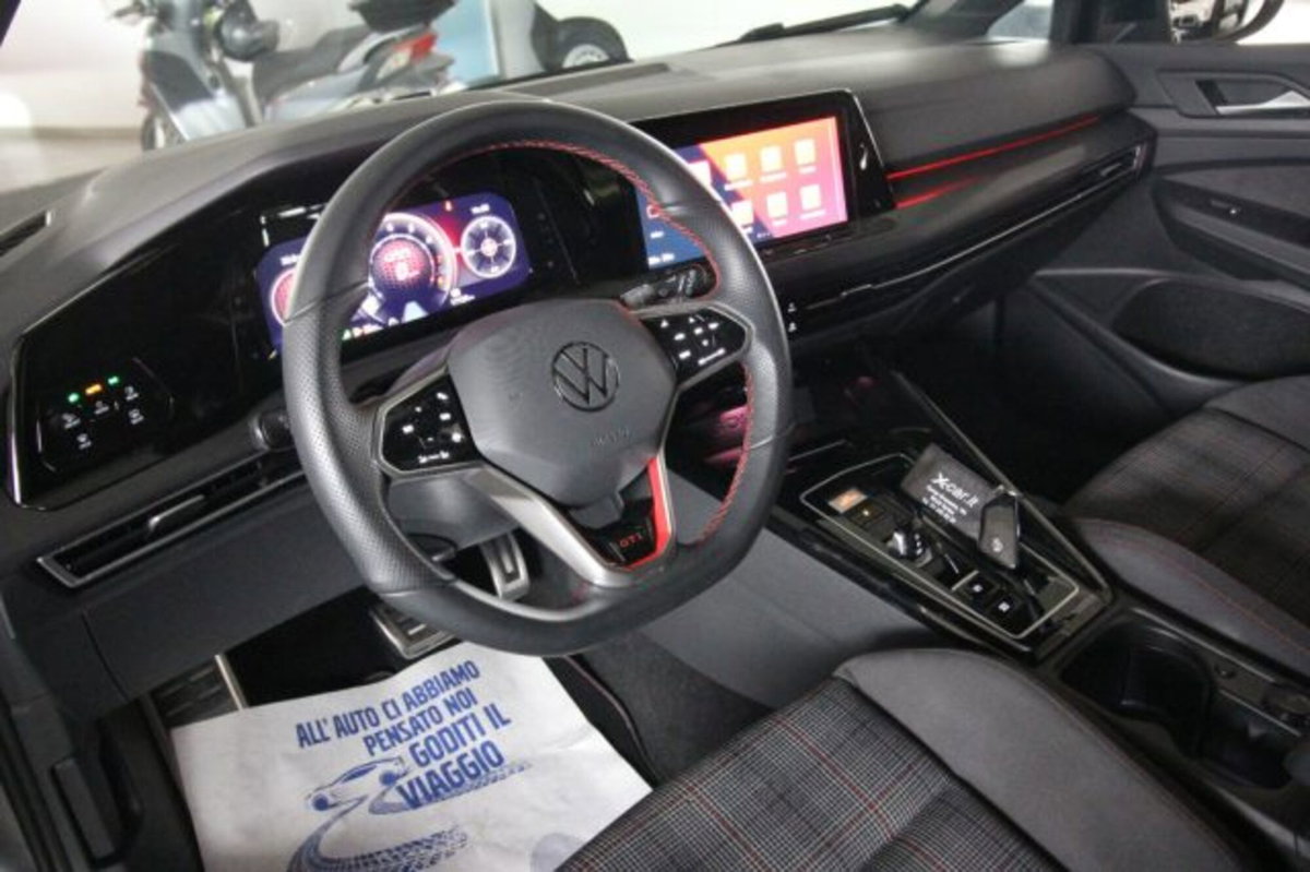 Volkswagen Golf 2.0 tsi GTI MT Ultimate 245cv (7)