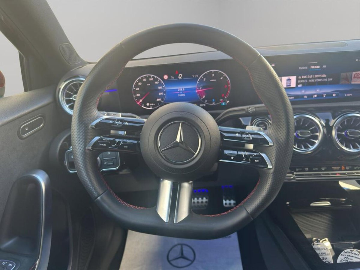Mercedes-Benz Classe A 200 d AMG Line Advanced Plus auto (11)