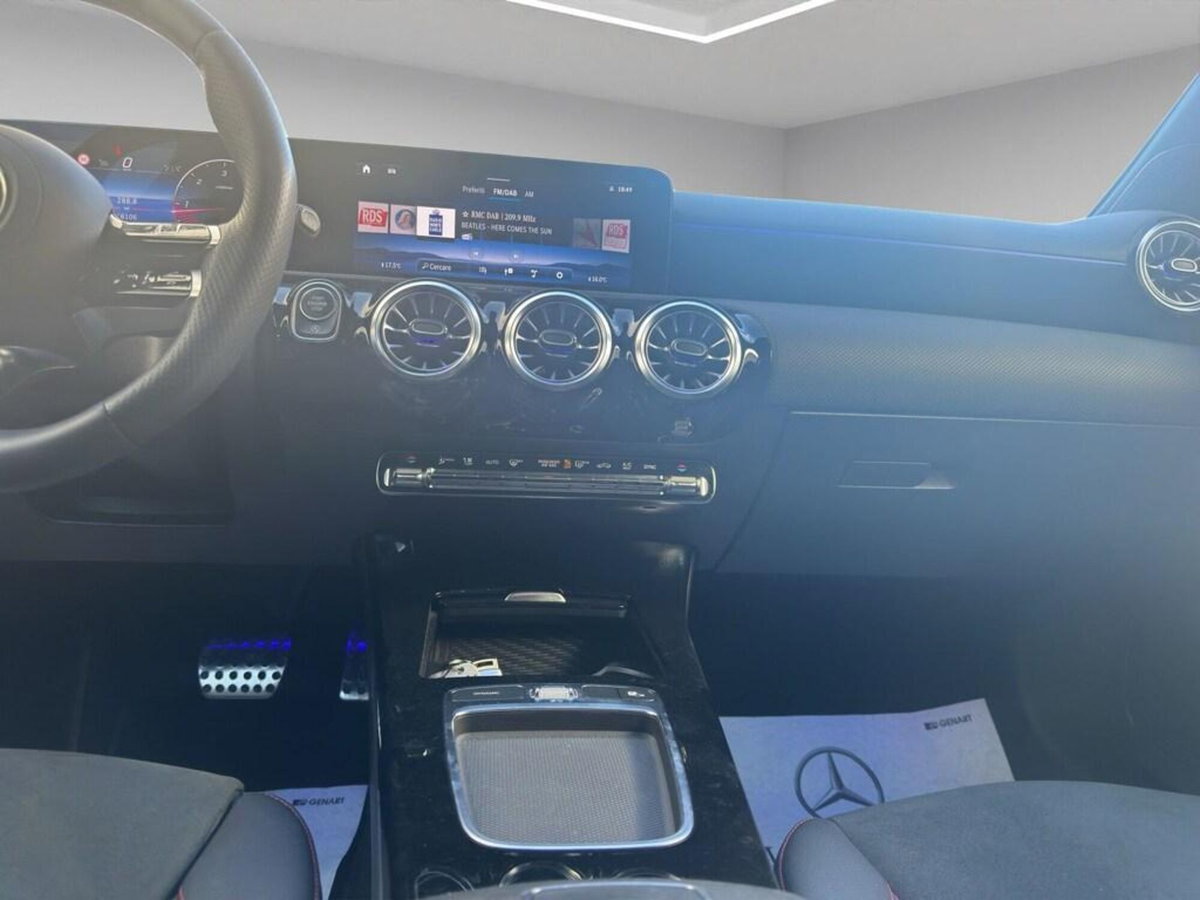 Mercedes-Benz Classe A 200 d AMG Line Advanced Plus auto (12)