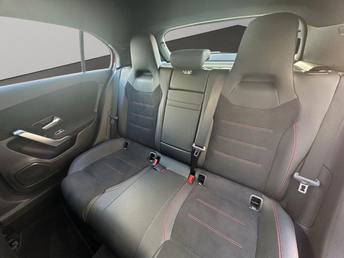 Mercedes-Benz Classe A 200 d AMG Line Advanced Plus auto (14)
