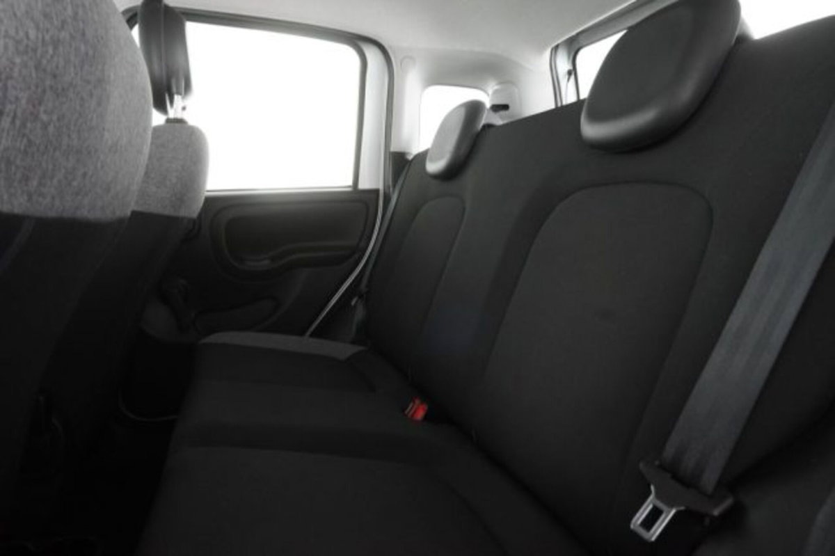 Fiat Panda 1.0 FireFly S&S Hybrid City Cross (11)