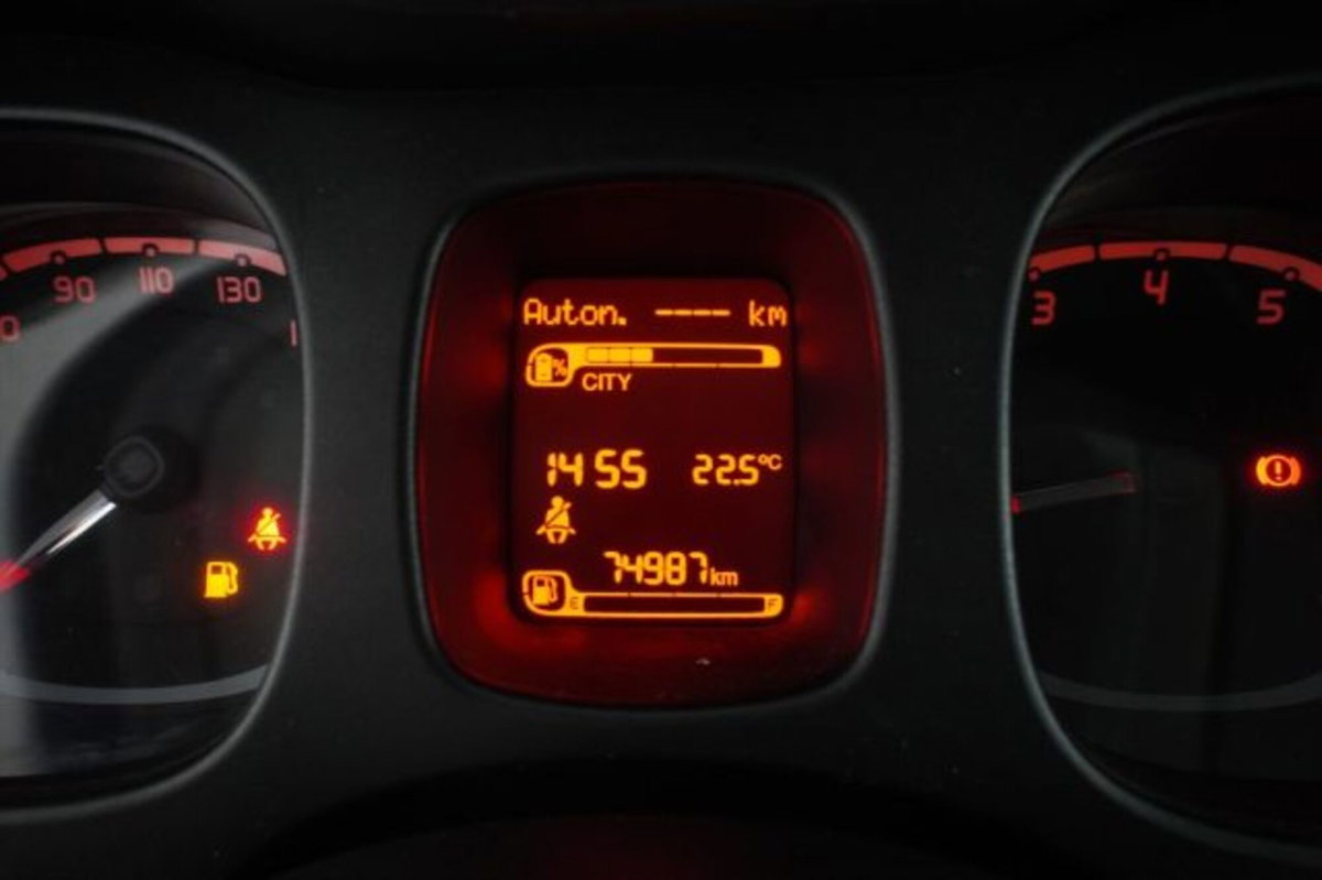 Fiat Panda 1.0 FireFly S&S Hybrid City Cross (15)