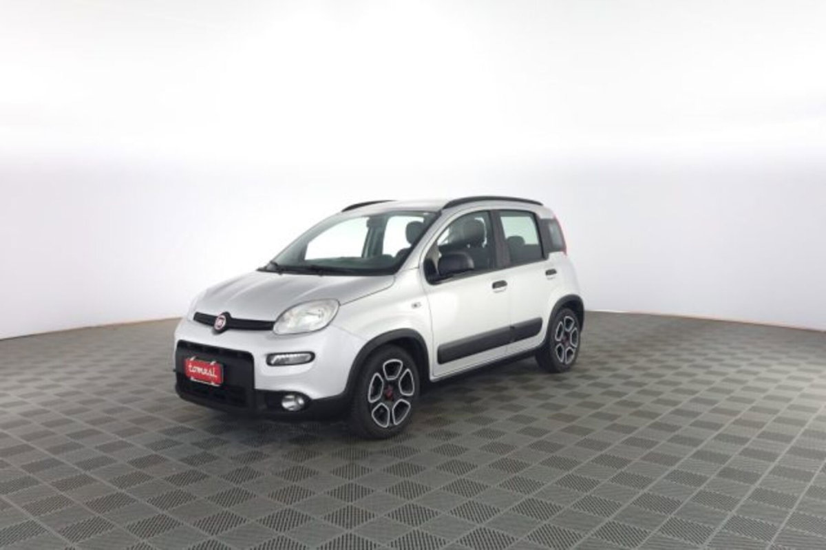 Fiat Panda 1.0 FireFly S&S Hybrid City Cross (8)