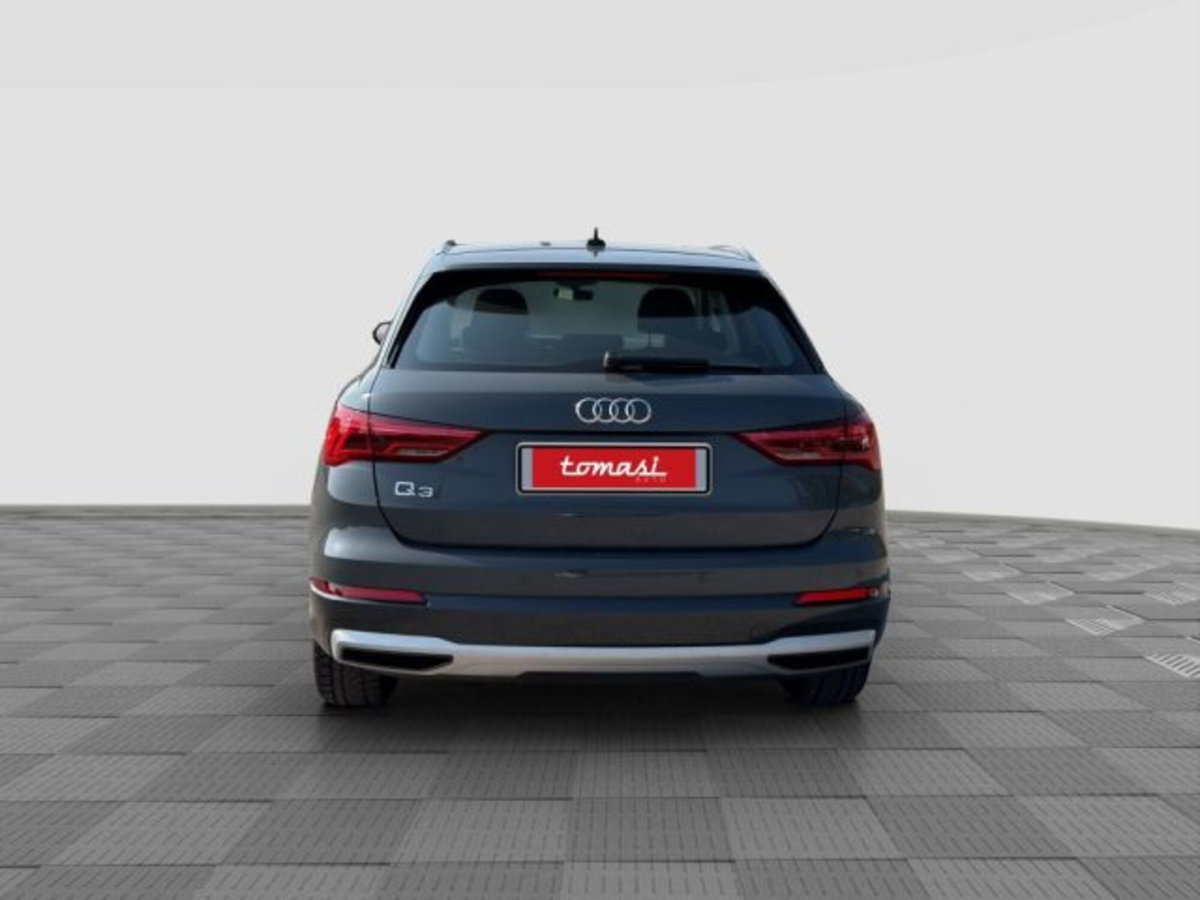 Audi Q3 35 TDI quattro S tronic Business Advanced (4)