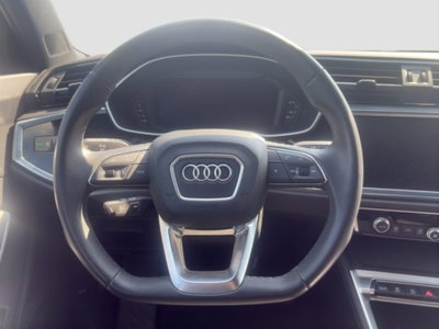 Audi Q3 Sportback 35 2.0 tdi Identity Black s-tronic (12)