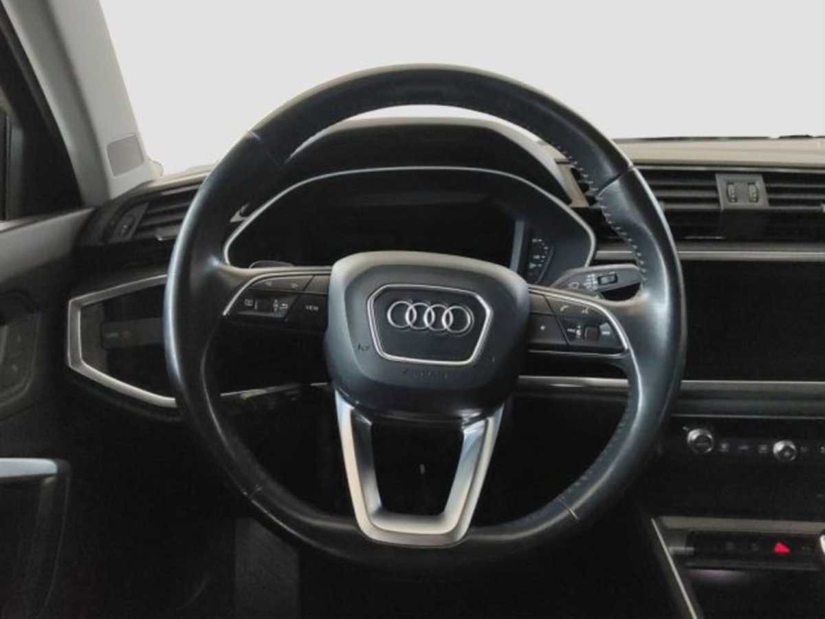 Audi Q3 35 TFSI S tronic Business (12)