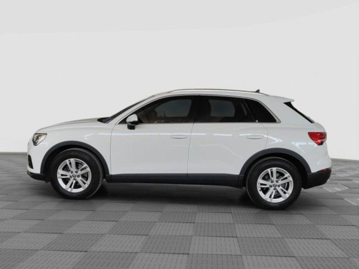 Audi Q3 35 TFSI S tronic Business (2)