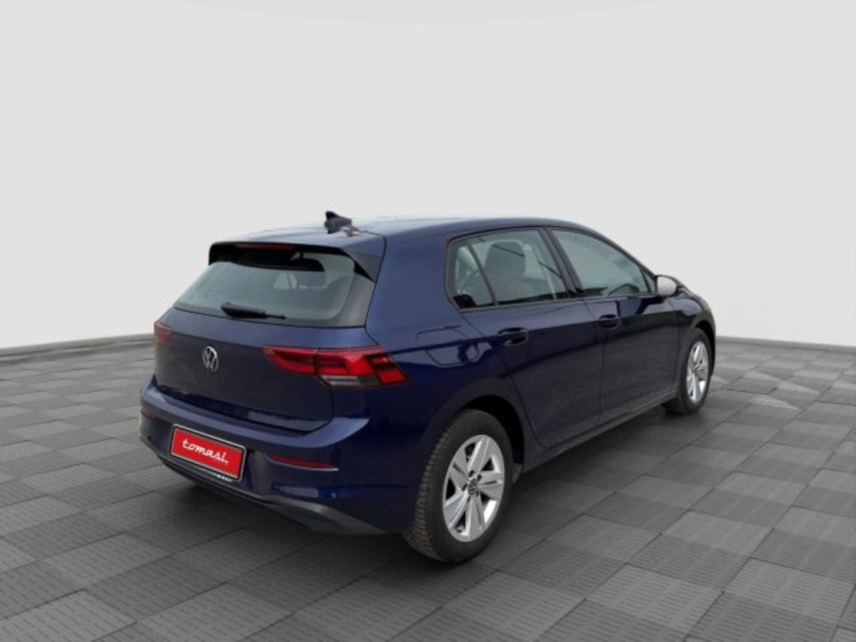 Volkswagen Golf 1.0 TSI EVO Life (5)