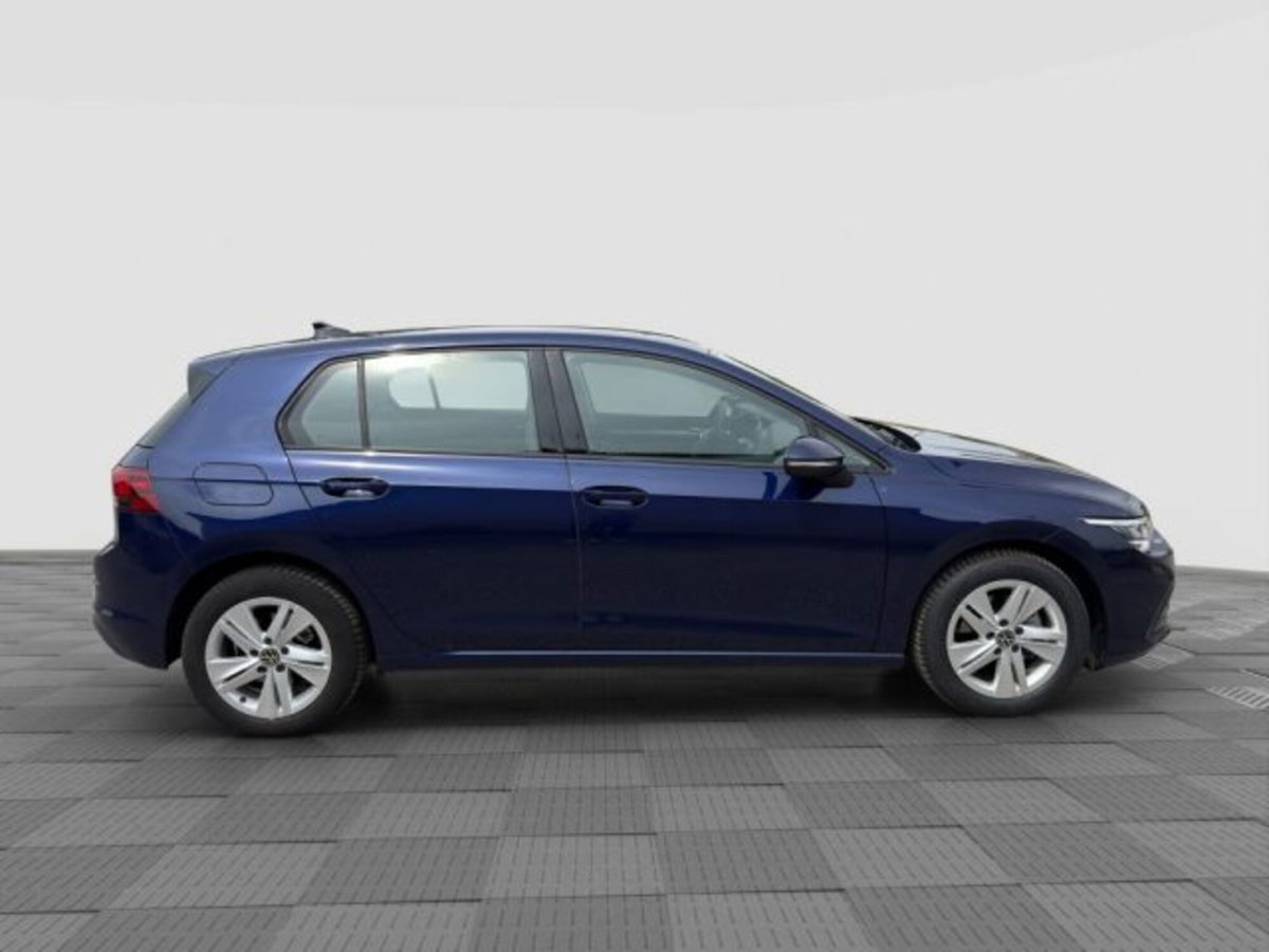 Volkswagen Golf 1.0 TSI EVO Life (6)