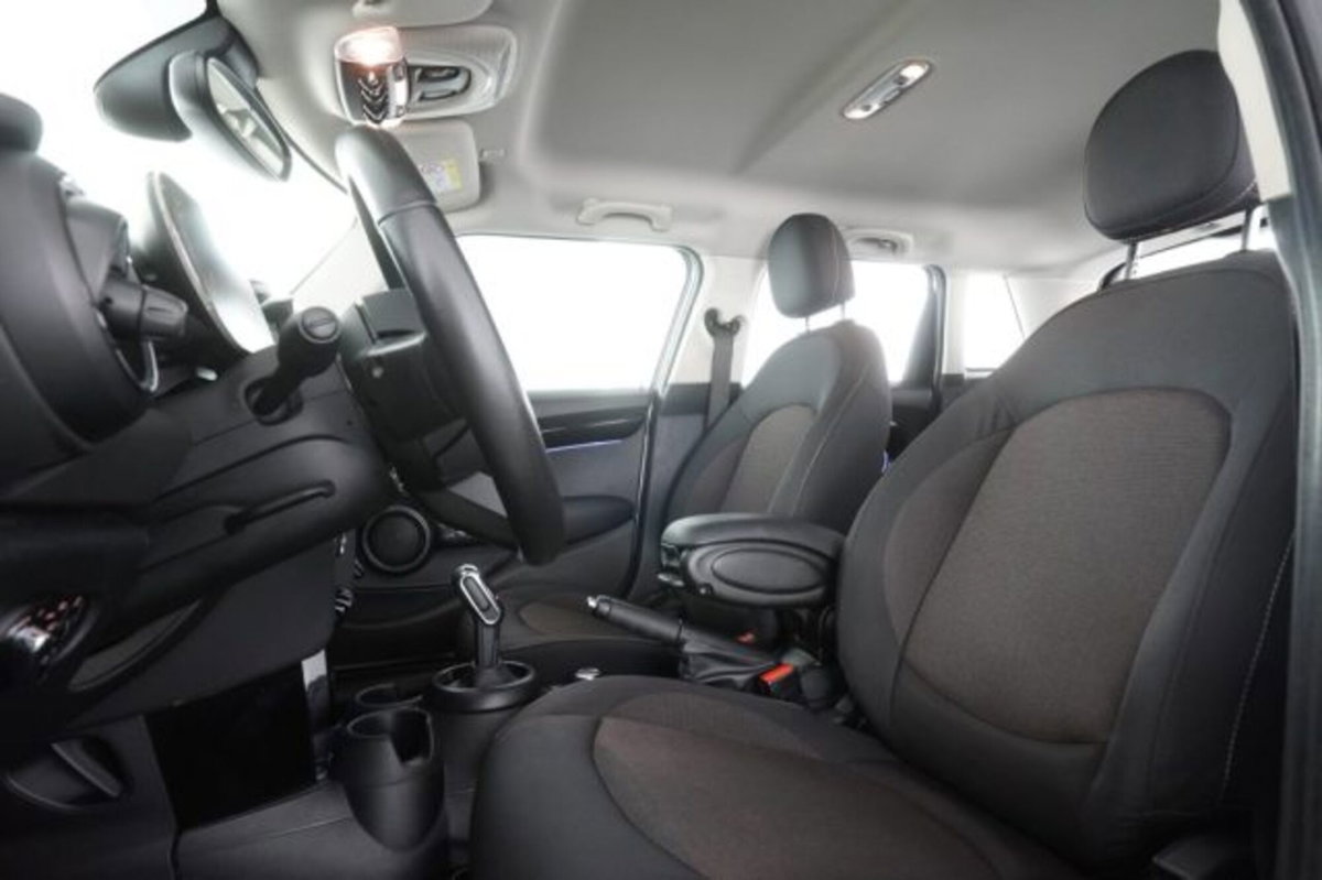 MINI Mini 1.5 Cooper Classic 5 porte (10)
