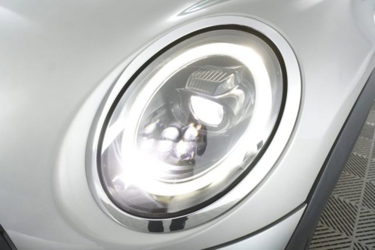 MINI Mini 1.5 Cooper Classic 5 porte (17)
