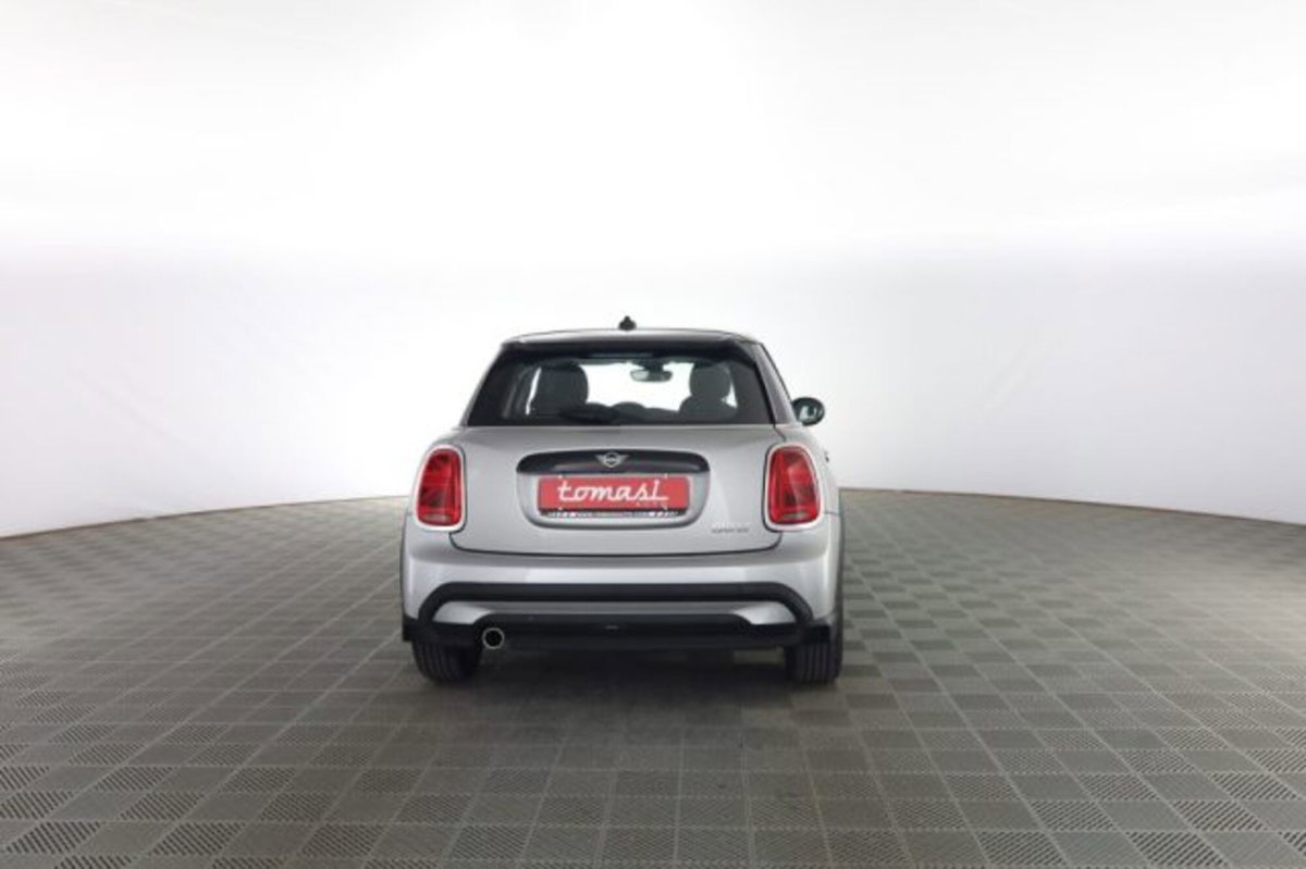 MINI Mini 1.5 Cooper Classic 5 porte (5)