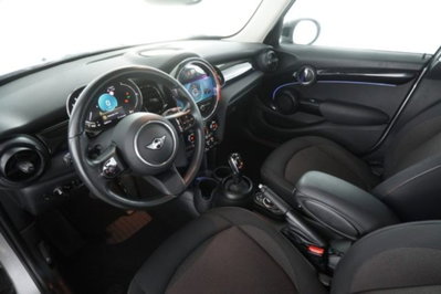MINI Mini 1.5 Cooper Classic 5 porte (9)