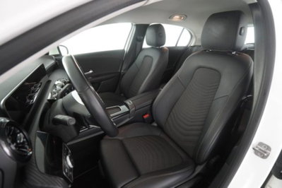 Mercedes-Benz Classe A 180 d Automatic Premium (2)