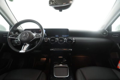 Mercedes-Benz Classe A 180 d Automatic Premium (4)