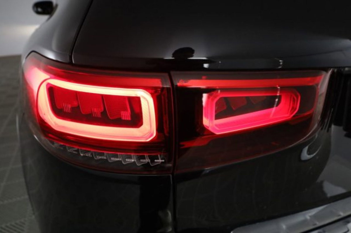 Mercedes-Benz CLA Shooting Brake 200 d Automatic 4Matic Shooting Brake Premium (10)