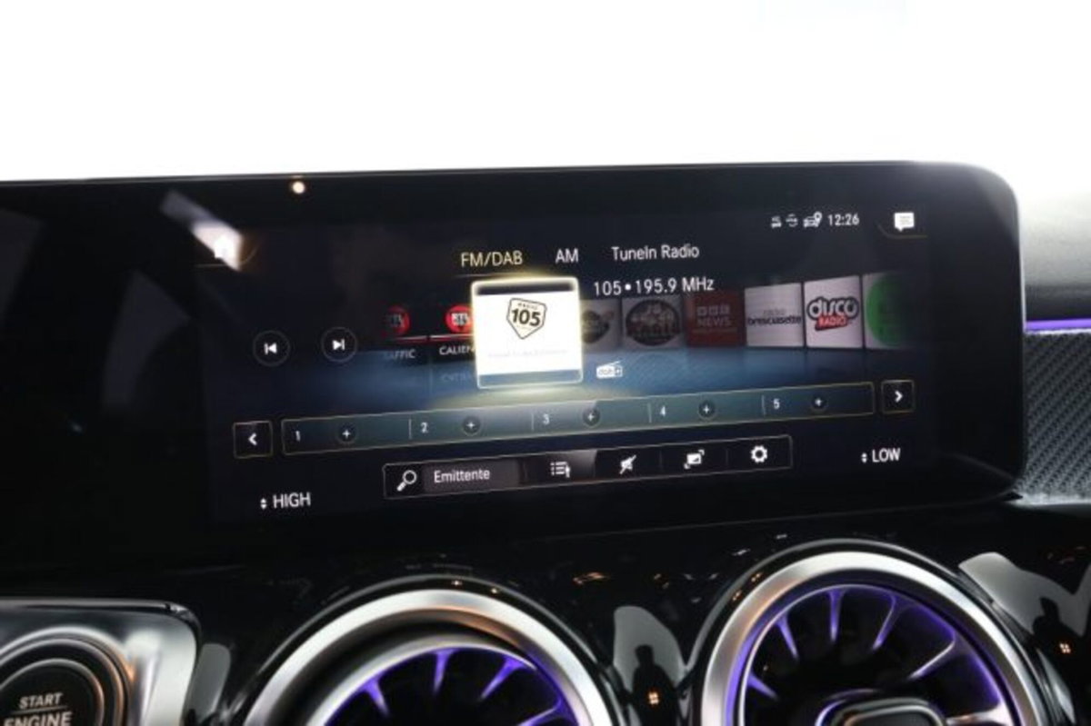 Mercedes-Benz CLA Shooting Brake 200 d Automatic 4Matic Shooting Brake Premium (11)