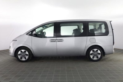 Hyundai Staria 2.2 awd auto (7)