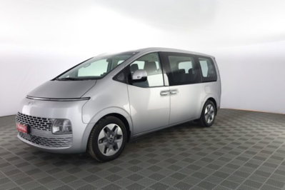 Hyundai Staria 2.2 awd auto (8)