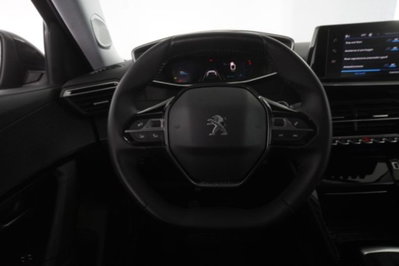 Peugeot 2008 PureTech 130 S&S Allure Pack (5)