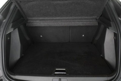 Peugeot 2008 PureTech 130 S&S Allure Pack (6)