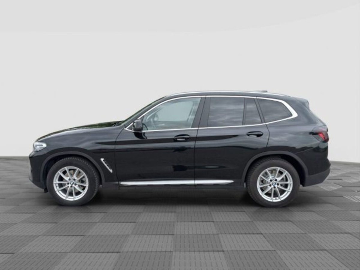 BMW X3 sDrive18d 48V Msport (2)