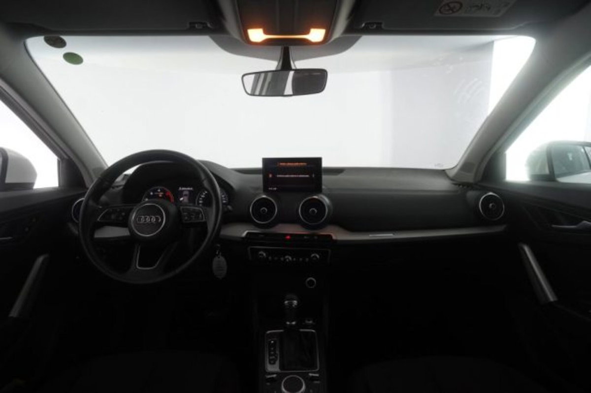 Audi Q2 Q2 30 TDI S tronic Business (11)