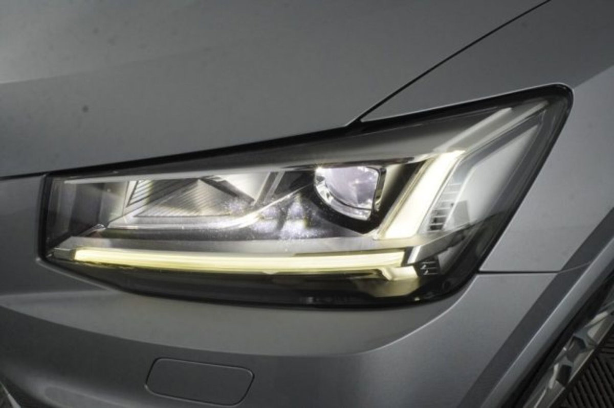 Audi Q2 Q2 30 TDI S tronic S line Edition (17)