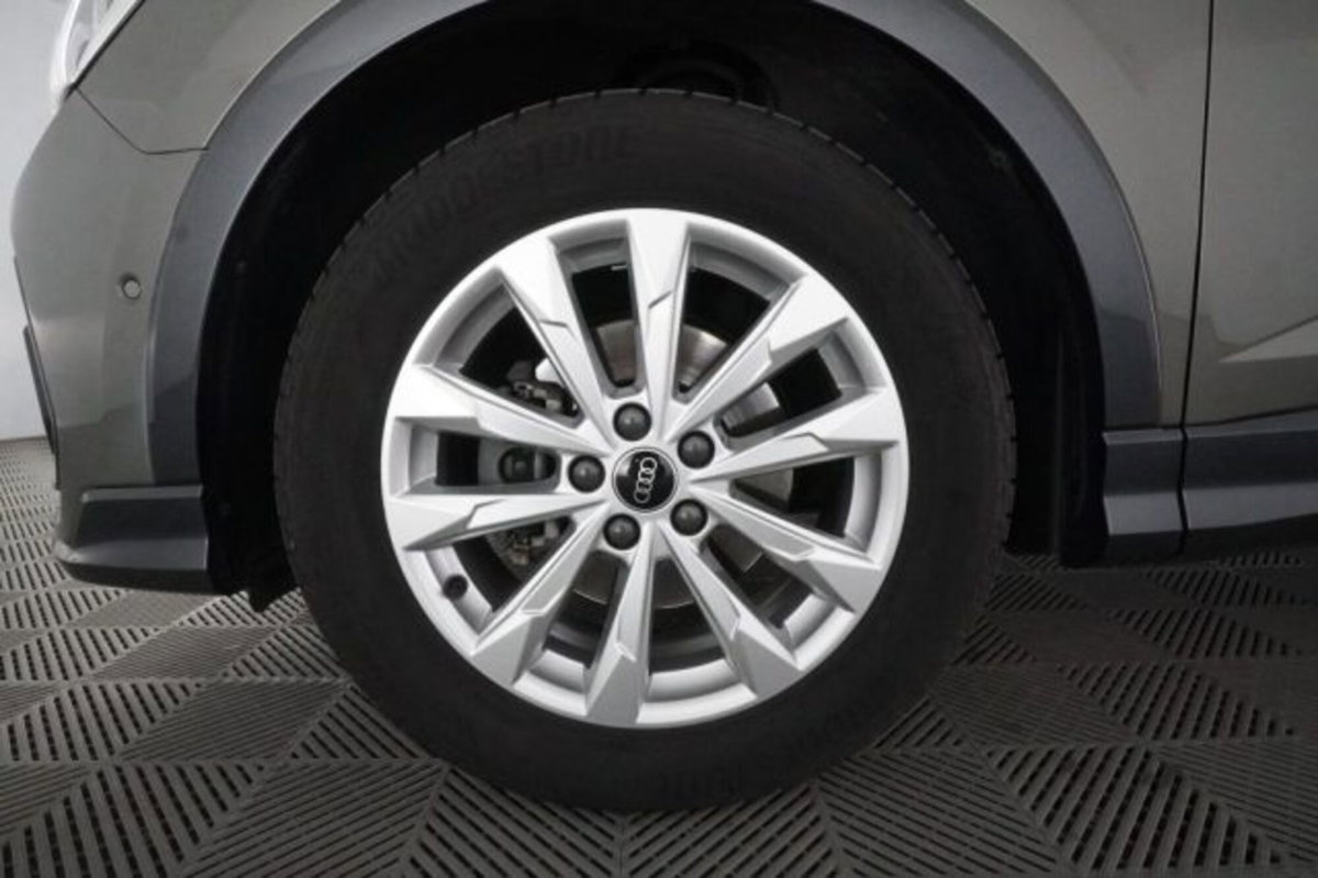 Audi Q3 Sportback 35 TDI quattro S tronic S line edition (8)