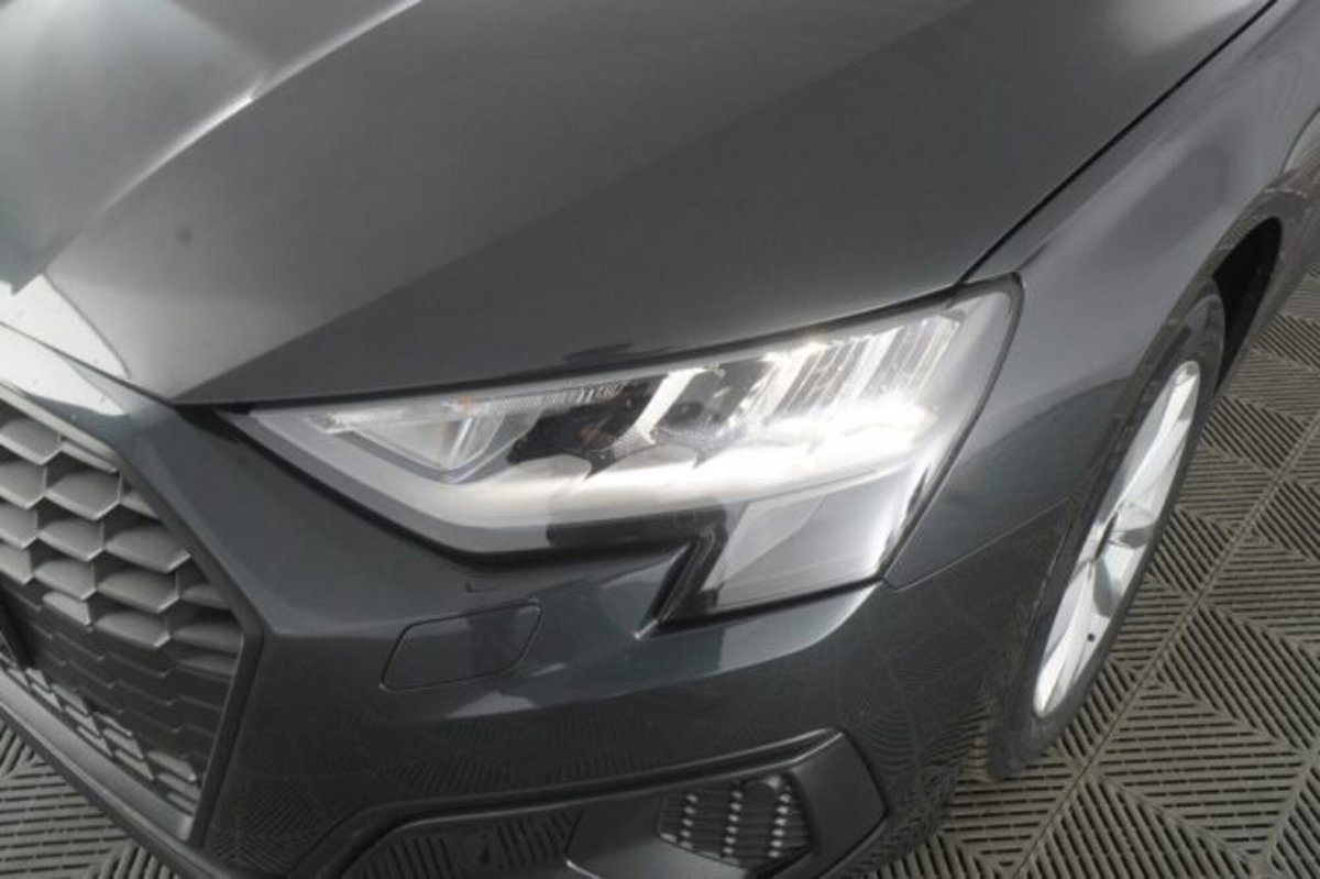 Audi A3 Sportback 35 TDI S tronic Business (8)