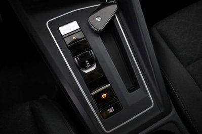 Volkswagen Golf Variant 1.0 eTSI EVO DSG Life (12)