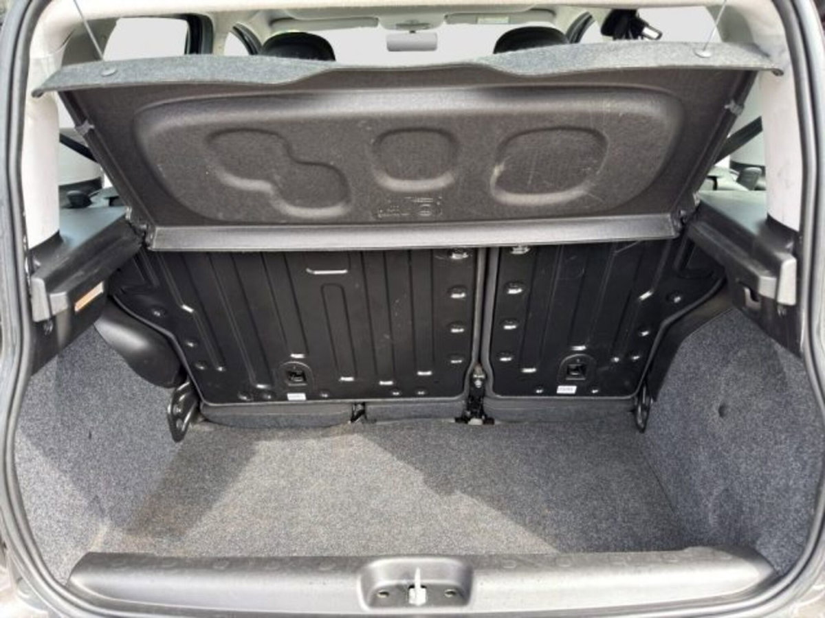 Fiat Panda 1.0 FireFly S&S Hybrid City Cross (13)