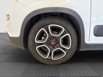 Fiat Panda 1.0 FireFly S&S Hybrid City Cross (16)
