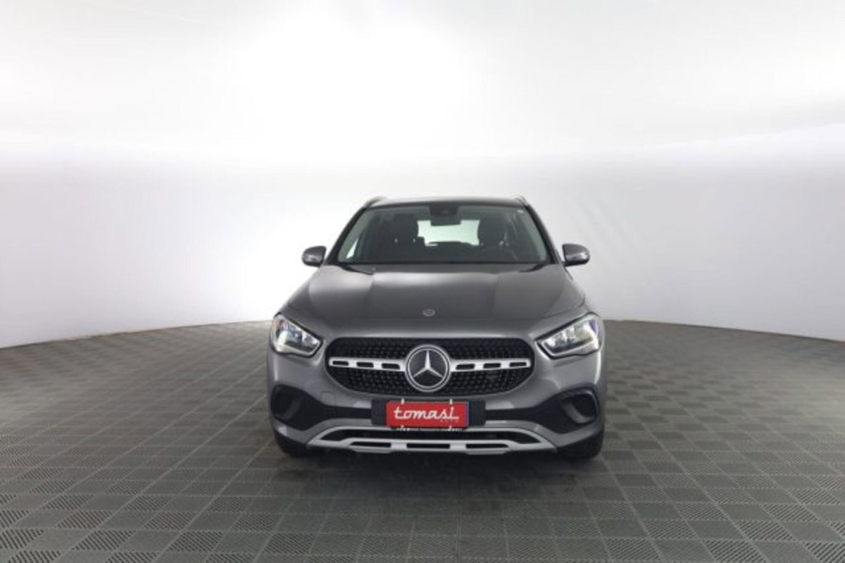 Mercedes-Benz CLA Shooting Brake 200 d Automatic Shooting Brake Business