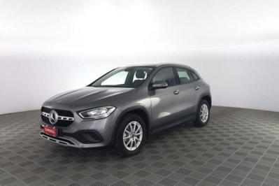 Mercedes-Benz CLA Shooting Brake 200 d Automatic Shooting Brake Business (8)