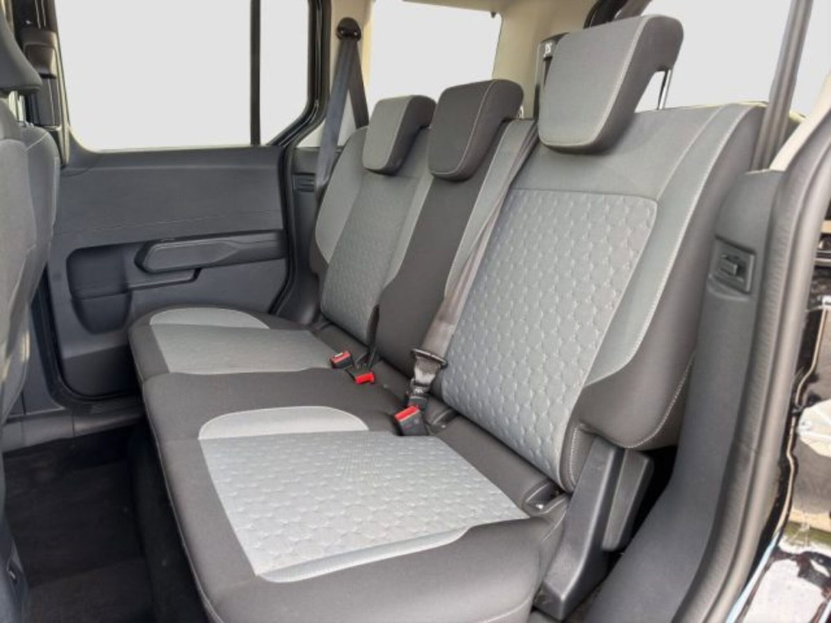 Ford Tourneo Courier 1.0 ecoboost 125cv Titanium powershift (11)
