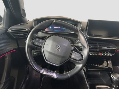 Peugeot 2008 BlueHDi 110 S&S GT (12)