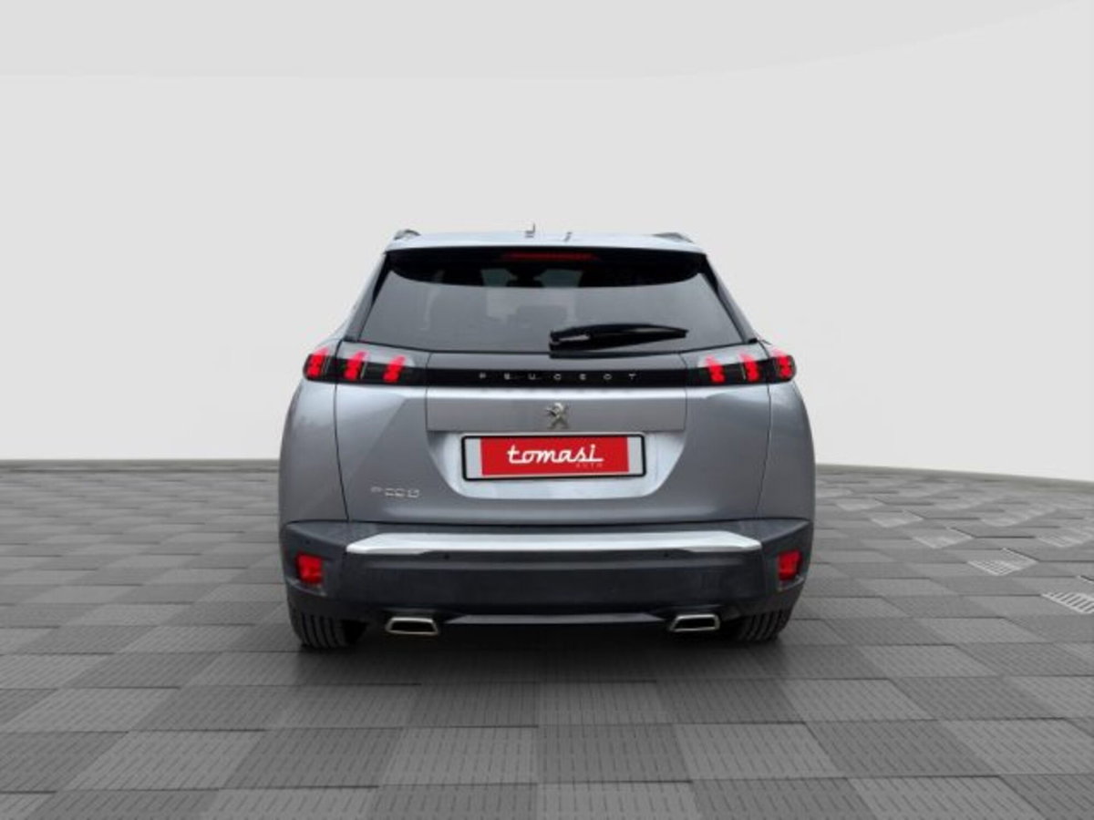 Peugeot 2008 PureTech 130 S&S EAT8 GT Pack (4)