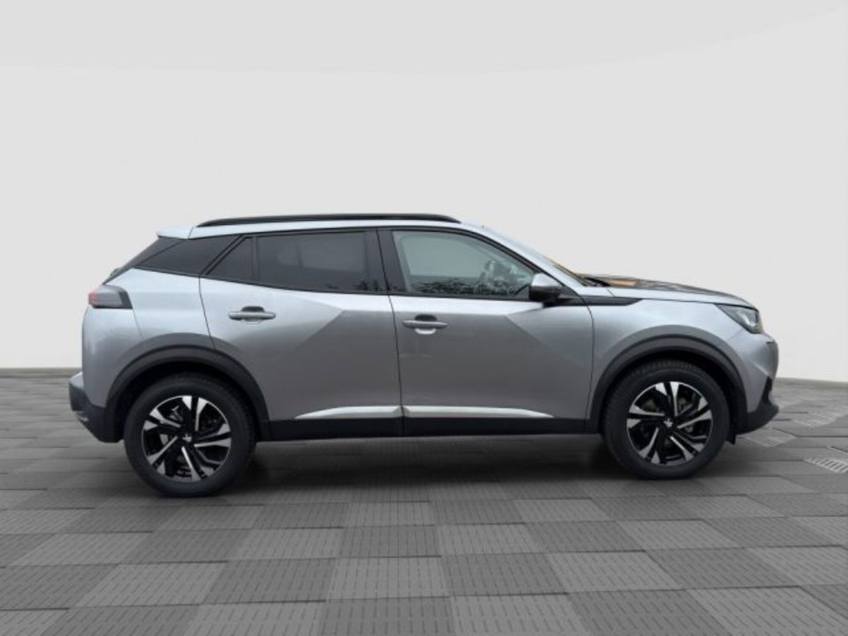Peugeot 2008 PureTech 130 S&S EAT8 GT Pack (6)