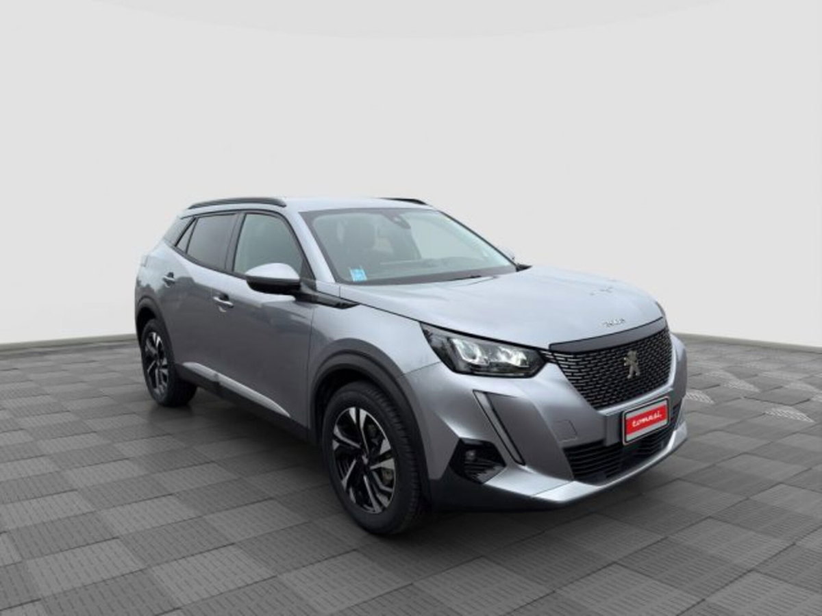 Peugeot 2008 PureTech 130 S&S EAT8 GT Pack (7)