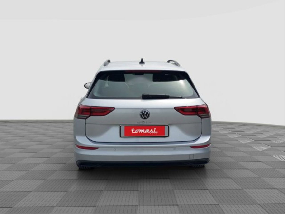 Volkswagen Golf Variant 2.0 TDI SCR DSG Life (4)