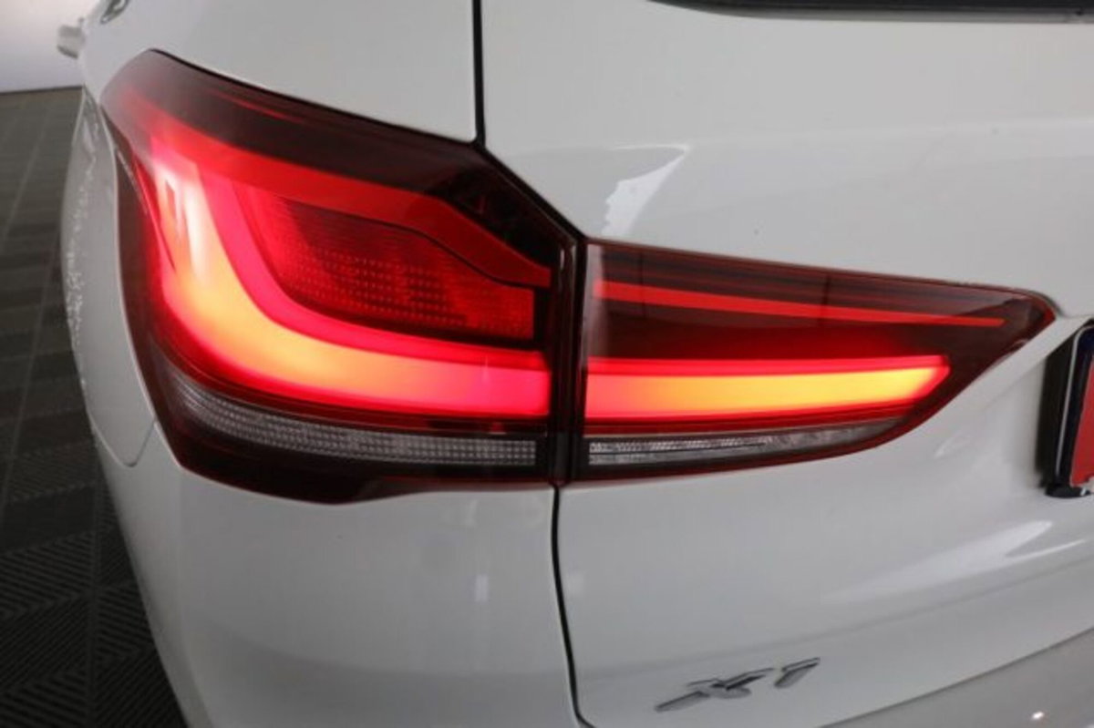 BMW X1 xDrive18d xLine Plus (10)