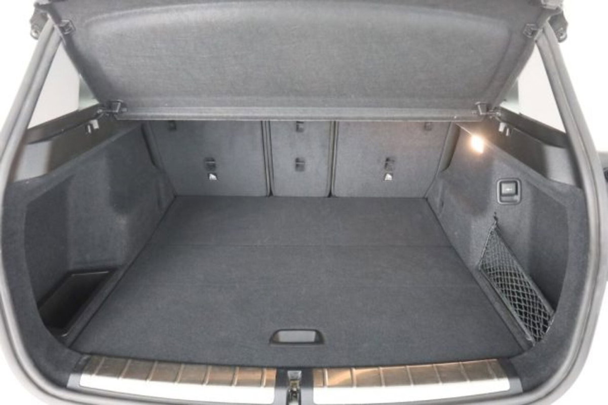 BMW X1 xDrive18d xLine Plus (6)