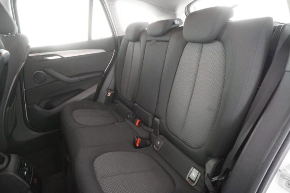 BMW X1 xDrive20d Business Advantage (11)