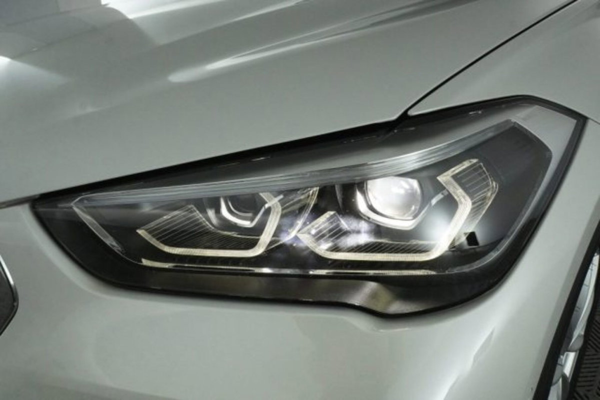 BMW X1 xDrive20d Business Advantage (17)