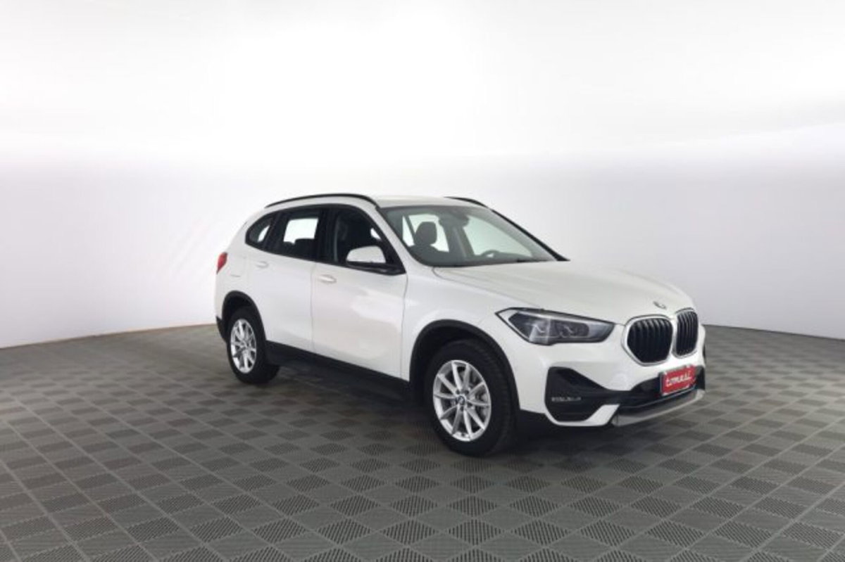 BMW X1 xDrive20d Business Advantage (2)