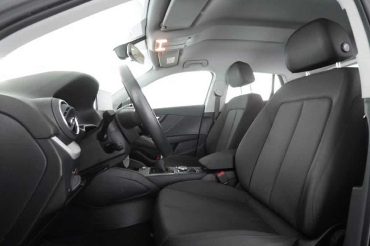 Audi Q2 Q2 30 TDI Business (10)